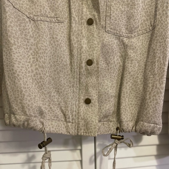 Rails “Collin’s” jacket in cheetah print. - Picture 5 of 8